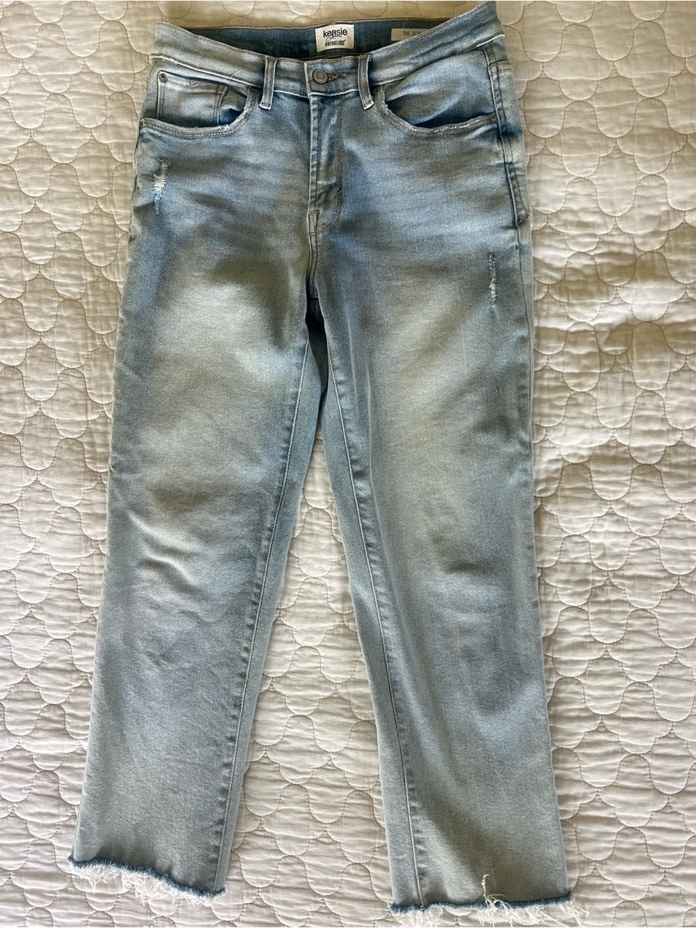 Kensie Light Blue Cropped Jeans โTheSlimโ with Raw Hem